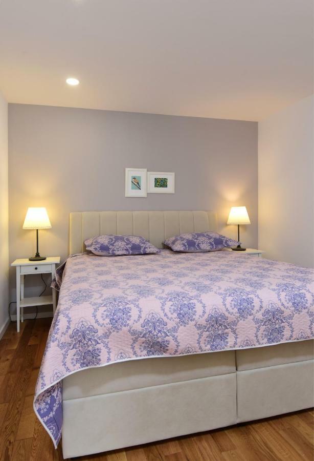 Villa Legacy Krusvar Ngoại thất bức ảnh