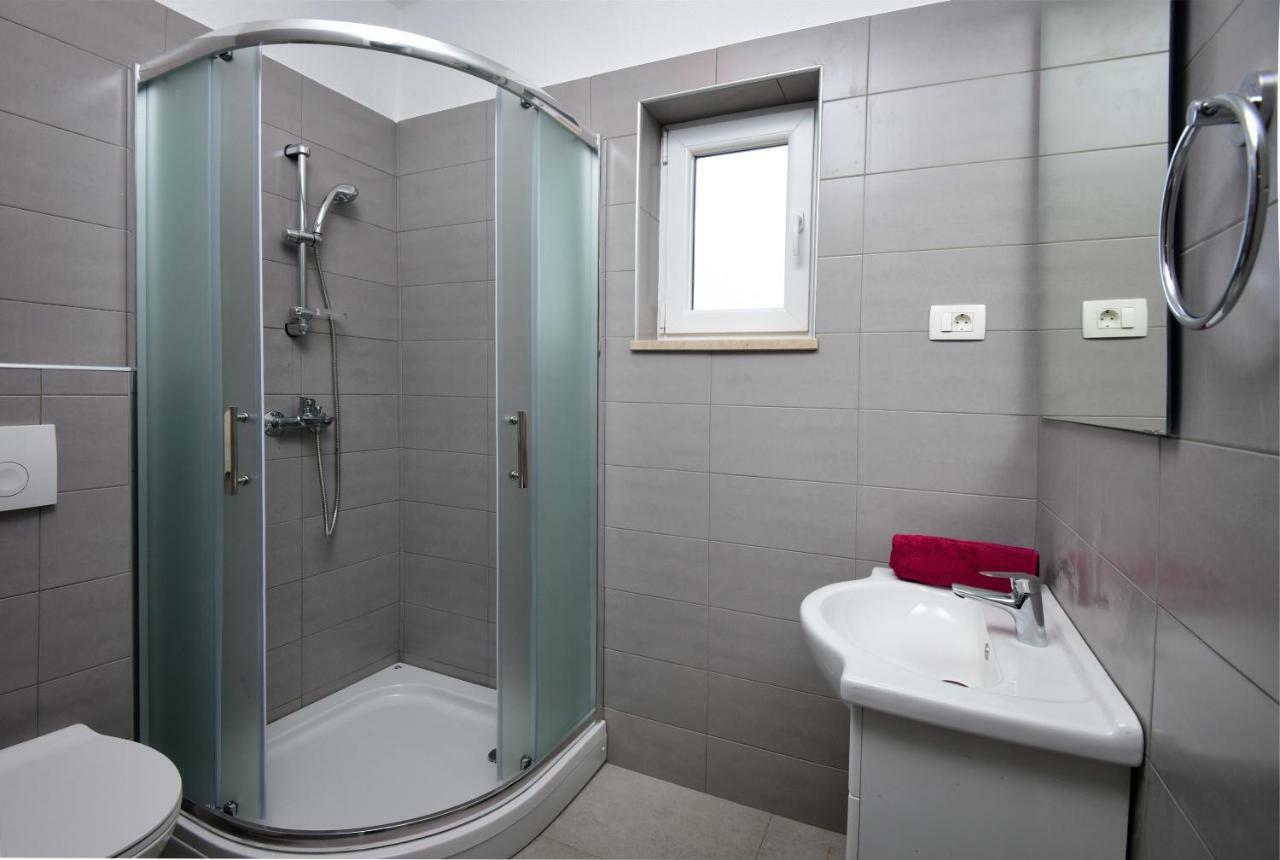 Villa Legacy Krusvar Ngoại thất bức ảnh